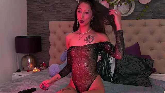 VannyFoxx online show from March 21, 2026, 3:15 pm