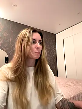 abby luvxx online show from September 11, 2025, 3:45 pm