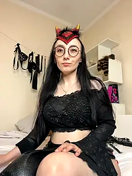 Jinhee Tiny online show from October 28, 2025, 1:14 pm