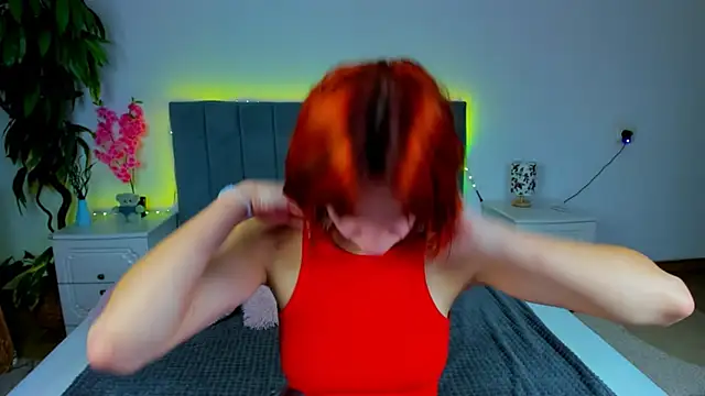 ArinaWinss online show from September 24, 2025, 5:33 am