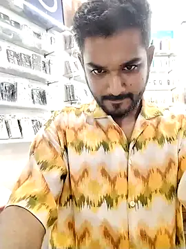 avi007p online show from October 13, 2025, 2:06 pm