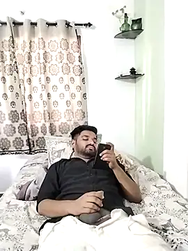 avi007p online show from March 29, 2026, 7:52 am