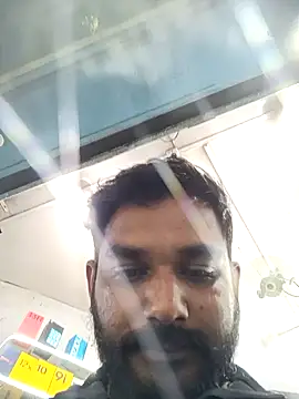 Snapshot of avi007p chatting on July 21, 2026, 3:58 pm avi007p online show from July 21, 2026, 3:58 pm