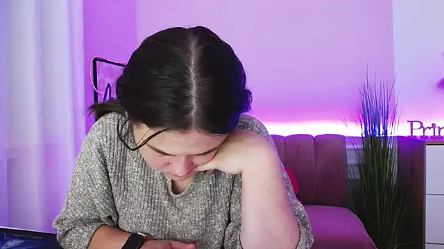 Snapshot of IsabellCharm chatting on October 18, 2025, 3:46 pm IsabellCharm online show from October 18, 2025, 3:46 pm