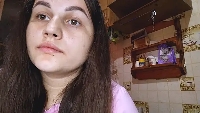 DierdreCousineau online show from September 30, 2025, 7:13 am