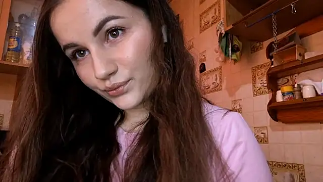 DierdreCousineau online show from October 26, 2025, 10:32 am