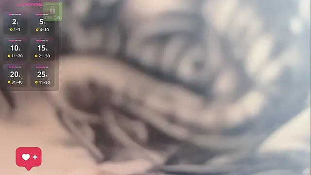 lingzi9333 online show from October 2, 2025, 6:31 am