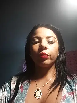 estrellahot01 online show from September 17, 2025, 3:41 am