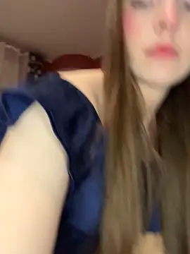 sssweety girlll online show from September 17, 2025, 5:03 pm