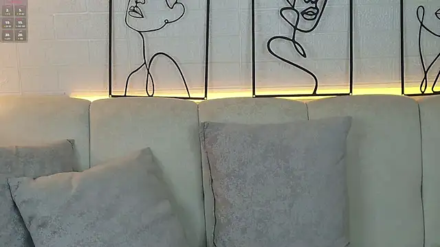 VioletBlacke  online show from January 6, 2026, 1:15 pm