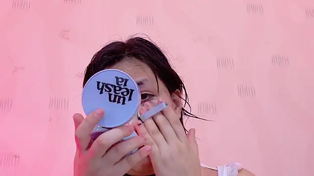 cosplaydate online show from September 21, 2025, 7:37 pm