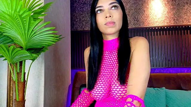 AshleyBaker1 online show from October 25, 2025, 2:35 pm