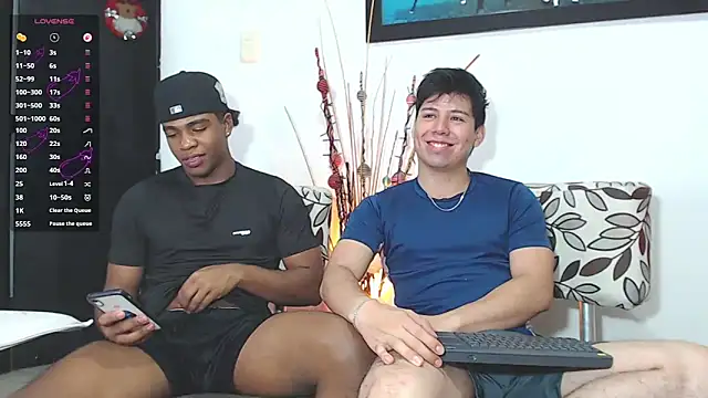 DEMOND 333 online show from December 18, 2025, 3:56 am