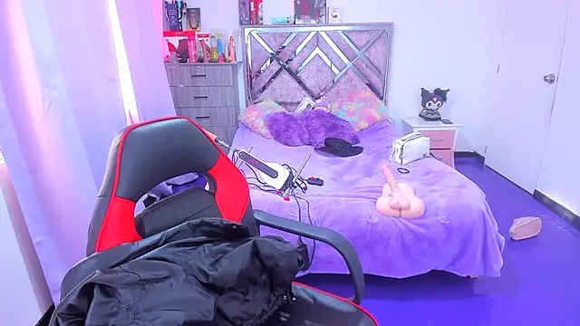 Luna Analya online show from January 19, 2026, 1:15 pm