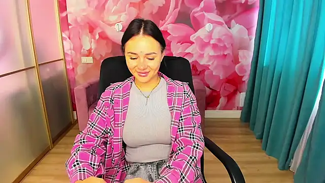 VenillaRose online show from September 16, 2025, 6:03 am