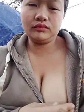 Snapshot of girl-babi chatting on November 28, 2025, 9:56 am girl-babi online show from November 28, 2025, 9:56 am