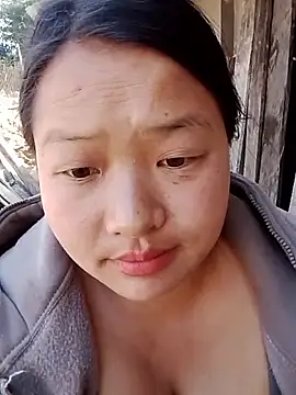 Snapshot of girl-babi chatting on December 1, 2025, 5:12 am girl-babi online show from December 1, 2025, 5:12 am