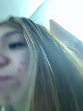 Isabella18 pink online show from February 12, 2026, 11:27 am