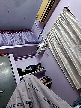 maddy3108 online show from September 27, 2025, 11:48 am