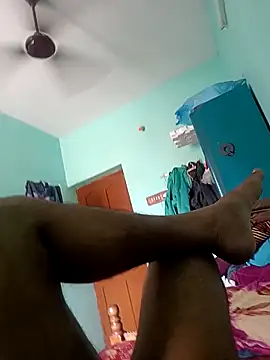 maddy3108 online show from October 15, 2025, 5:29 am