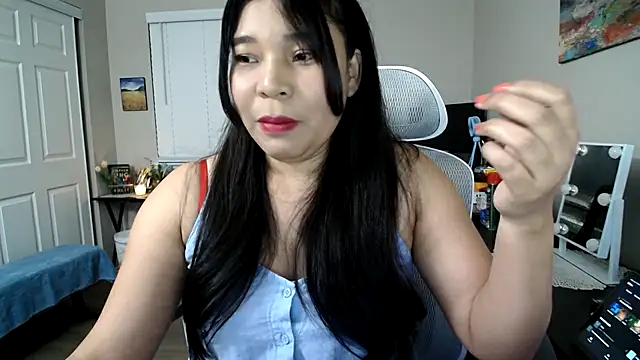 SHEILYN  online show from April 8, 2026, 3:50 am