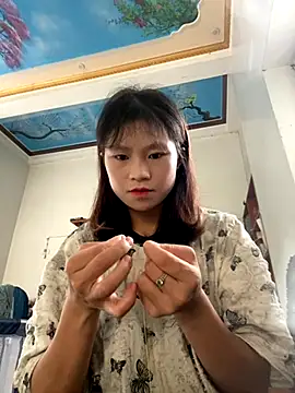 Snapshot of K-aneye chatting on September 22, 2025, 2:35 am K-aneye online show from September 22, 2025, 2:35 am