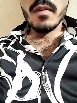 Hotyy subhu online show from October 3, 2025, 4:04 pm