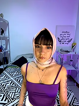 AriaBlush 18 online show from September 14, 2025, 9:36 pm