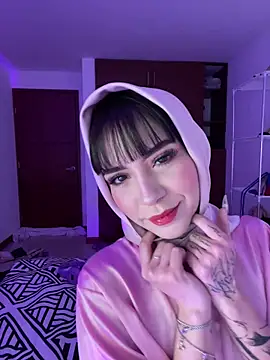 AriaBlush 18 online show from September 17, 2025, 11:17 pm