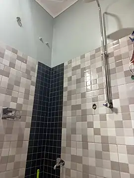 Snapshot of ewatyu chatting on November 28, 2025, 6:27 am ewatyu online show from November 28, 2025, 6:27 am