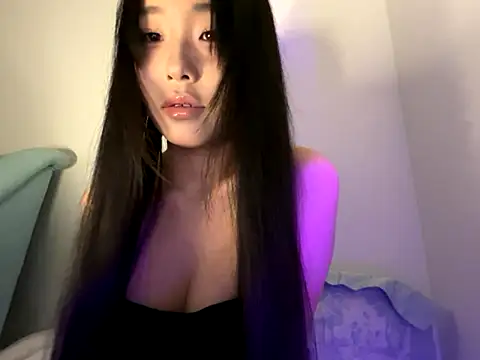 Snapshot of 77momomo chatting on September 22, 2025, 5:15 pm 77momomo online show from September 22, 2025, 5:15 pm