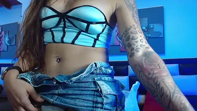 alejadolly online show from November 1, 2025, 8:33 pm