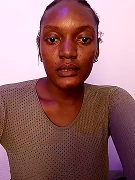 Snapshot of Its_Makena chatting on September 17, 2025, 6:26 am Its Makena online show from September 17, 2025, 6:26 am