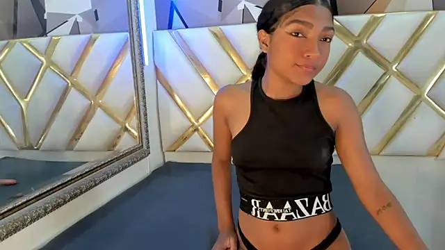 Nina Kong online show from September 18, 2025, 8:33 pm
