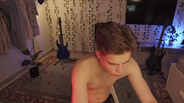 Snapshot of RusBradPitt chatting on September 26, 2025, 11:14 am RusBradPitt online show from September 26, 2025, 11:14 am