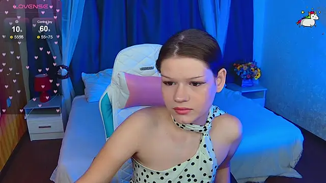 Lunamytrend online show from September 9, 2025, 6:02 am