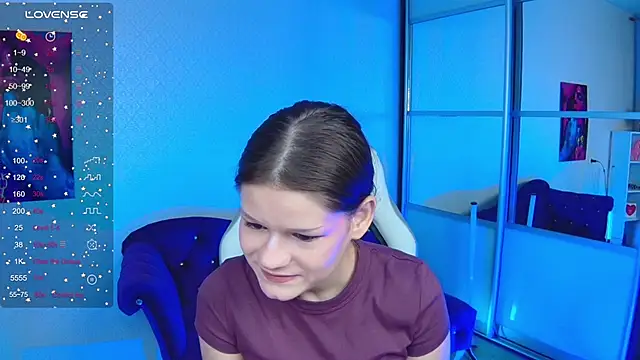 Lunamytrend online show from September 10, 2025, 12:05 pm