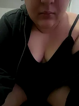 inked nekoo online show from October 31, 2025, 1:12 pm