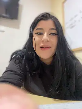 Tokio Sakura online show from February 9, 2026, 3:49 pm