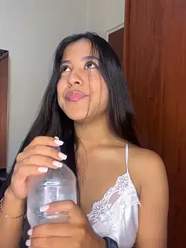 Kendra C online show from October 2, 2025, 12:50 am