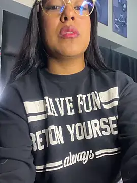 Kendra C online show from November 3, 2025, 1:08 am