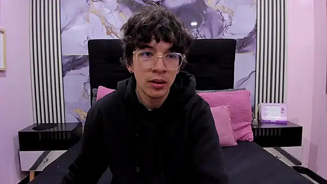 Desire Ecstasy online show from December 1, 2025, 1:27 pm