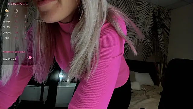 Kira Key online show from February 28, 2026, 1:50 am