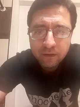 Gearsuit online show from September 19, 2025, 6:48 am