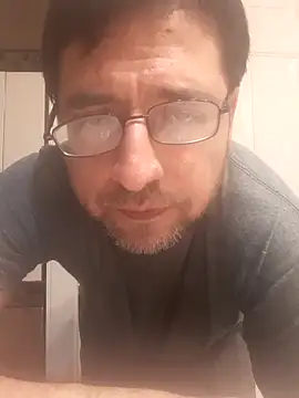 Gearsuit online show from September 24, 2025, 8:17 am