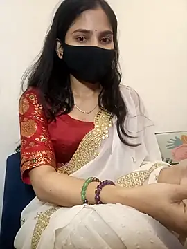 TheSassyGirl7 online show from January 13, 2026, 6:35 pm