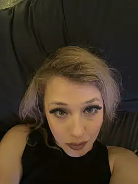 xratedMayhem online show from February 5, 2026, 12:15 am