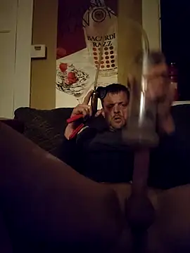 Solostroker39 online show from April 8, 2026, 5:40 am