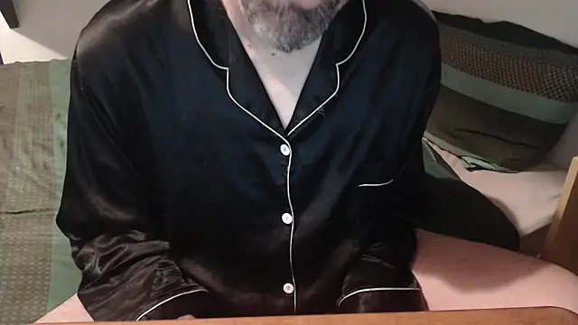 Snapshot of idiotpig66 chatting on March 8, 2025, 4:50 pm idiotpig66 online show from March 8, 2025, 4:50 pm