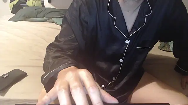 Snapshot of idiotpig66 chatting on March 14, 2025, 4:30 pm idiotpig66 online show from March 14, 2025, 4:30 pm